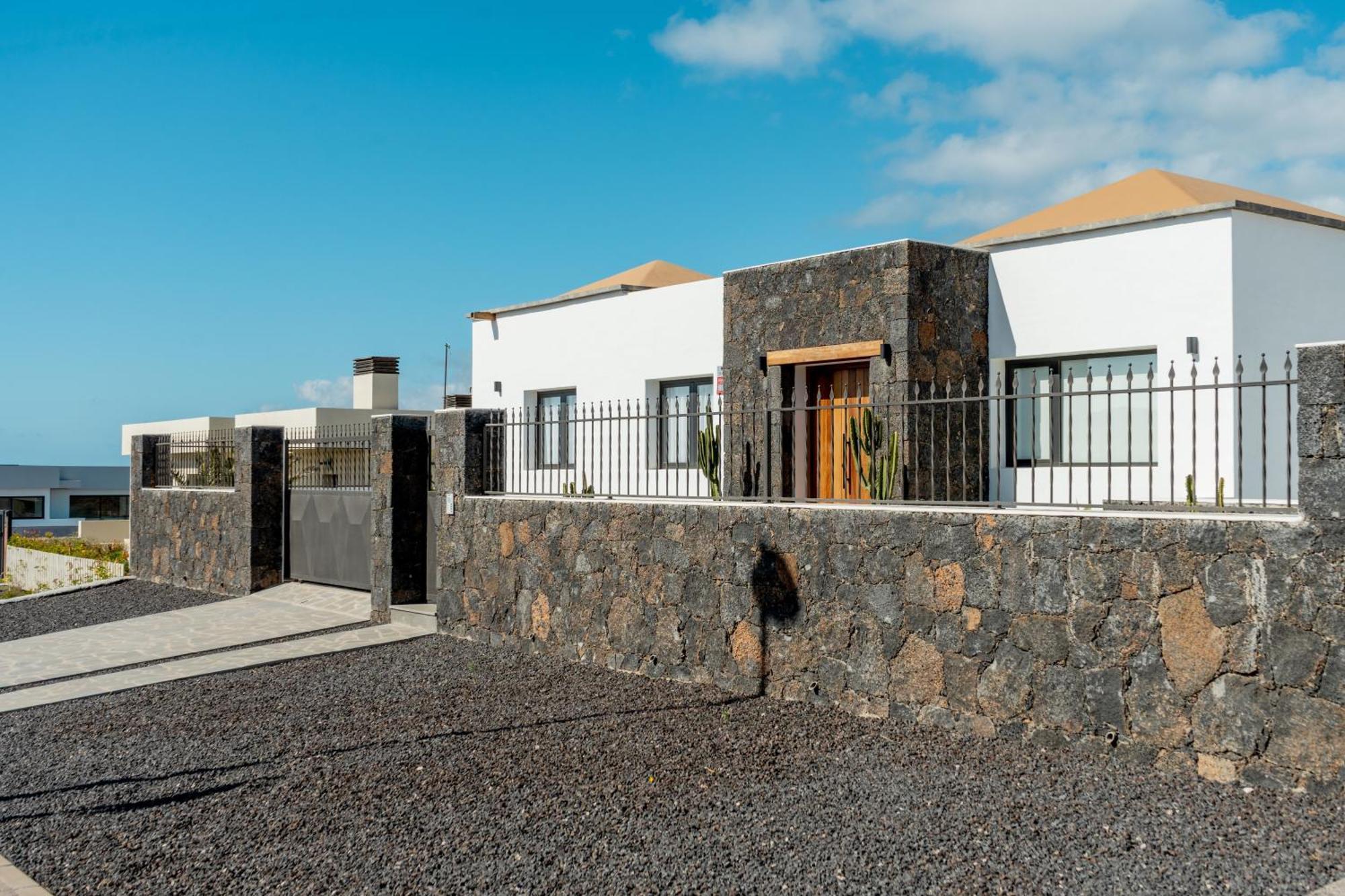 Seascape Heated Pool, Air-Con, View, Adult Only Lejlighed Corralejo Eksteriør billede